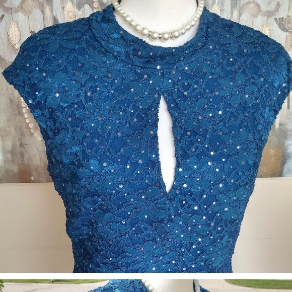 💎Roz & Ali Teal Floral Lace Bodycon Dress - Picture 2 of 6